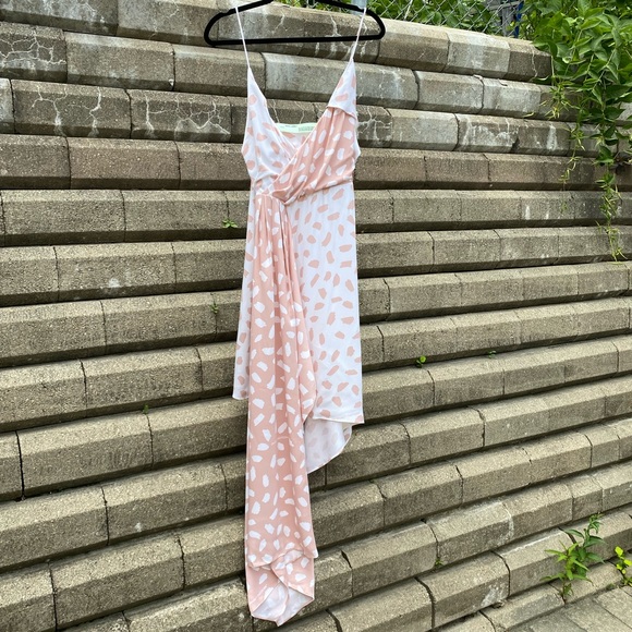 Off-white brushed-pattern draped dress size M. - Picture 9 of 17